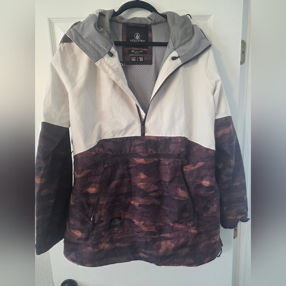 Volcom Women's Mirror Pullover Snowboarding Jacke… - image 3